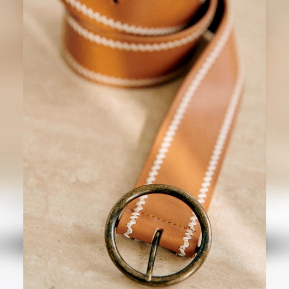 Sezane Accessories - Sezane Alicia Belt Sz 80
